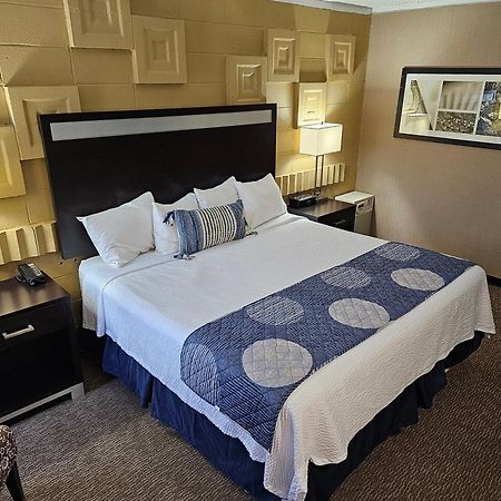 The Landmark Hotel Pikeville Bagian luar foto