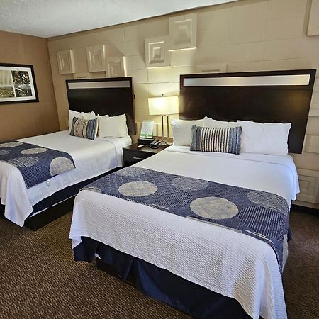 The Landmark Hotel Pikeville Bagian luar foto