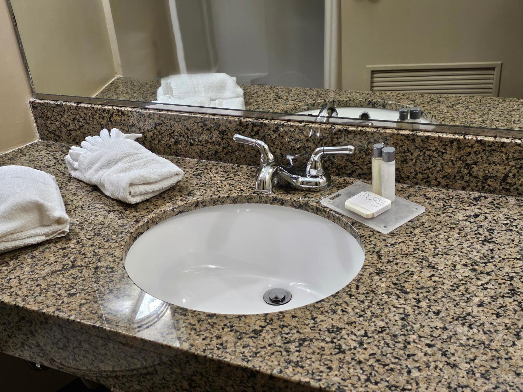 The Landmark Hotel Pikeville Bagian luar foto